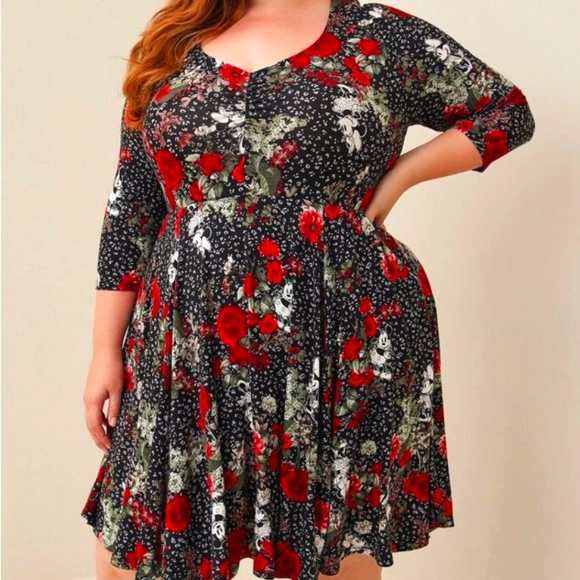 ❤️NWT VINTAGE TORRID DRESS MICKEY MOUSE FLORAL MINI SUPERSOFT SKATER DISNEY PLUS - Picture 10 of 12
